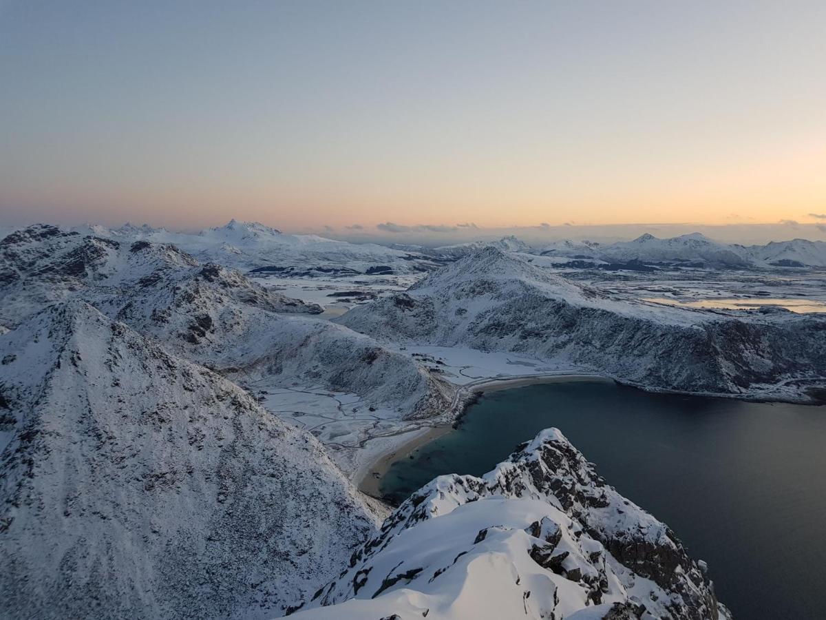 Villa Walter Lofoten With Sauna Kvalnes  エクステリア 写真