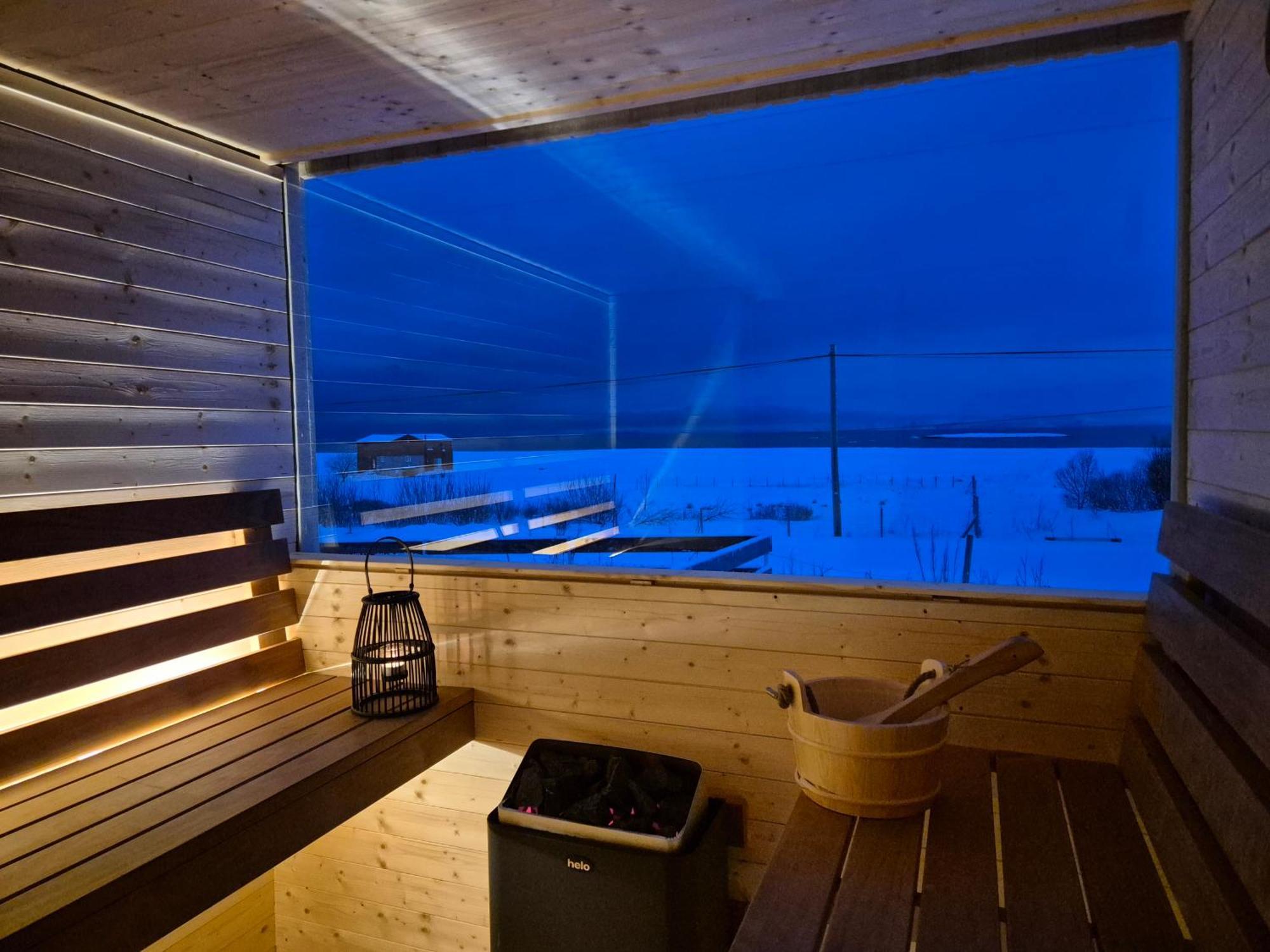 Villa Walter Lofoten With Sauna Kvalnes  エクステリア 写真