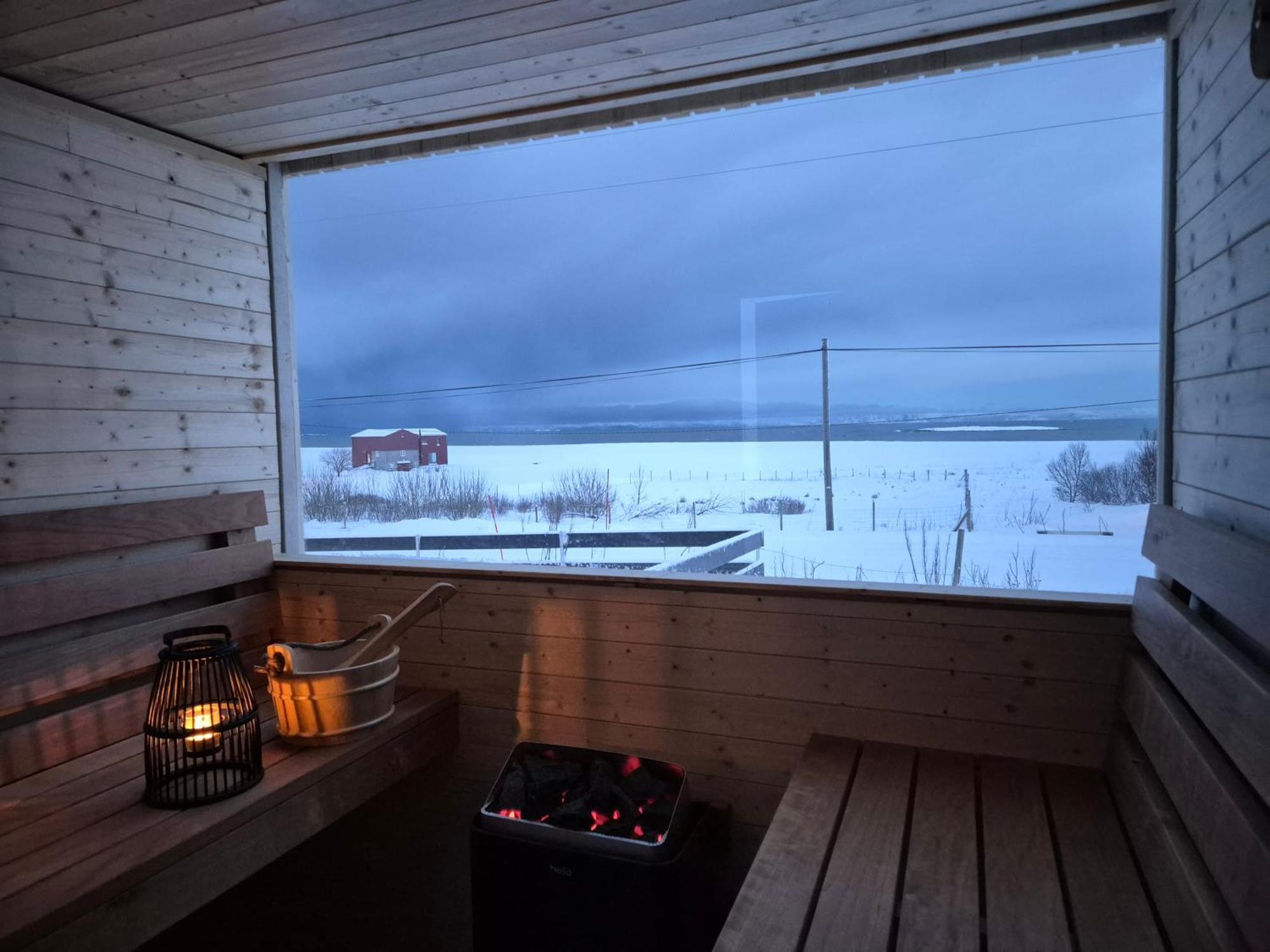 Villa Walter Lofoten With Sauna Kvalnes  エクステリア 写真